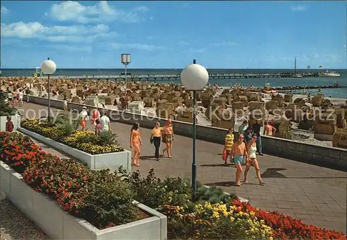 Groemitz Ostseebad Strand Promenade Seebruecke Kat. Groemitz