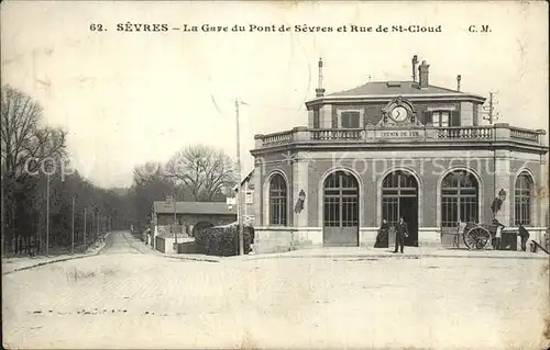 Sevres La Gare du Pont de Sevres Rue de Saint Cloud Kat. Sevres