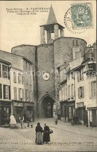 Parthenay Porte de l Horloge XIII siecle cote de la ville Kat. Parthenay