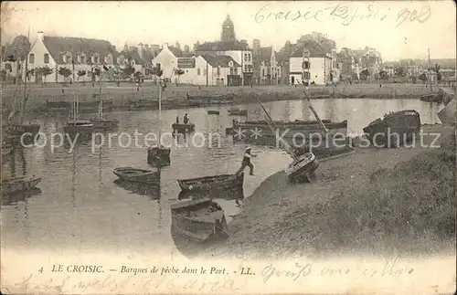 Le Croisic Barques de peche dans le Port Kat. Le Croisic