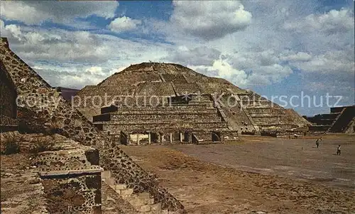 Teotihuacan Pyramiden La Luna Kat. San Juan Teotihuacan Mexiko