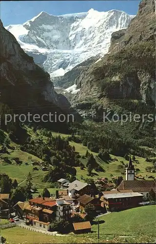 Grindelwald Kirche mit Fiescherhoerner Kat. Grindelwald