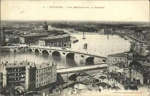 Toulouse Haute Garonne Vue generale sur la Garonne Pont Kat. Toulouse