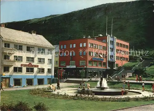 Hammerfest Radhusplass statuen Kat. Hammerfest