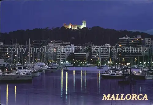 Mallorca Hafen und Burg bei Nacht Kat. Spanien