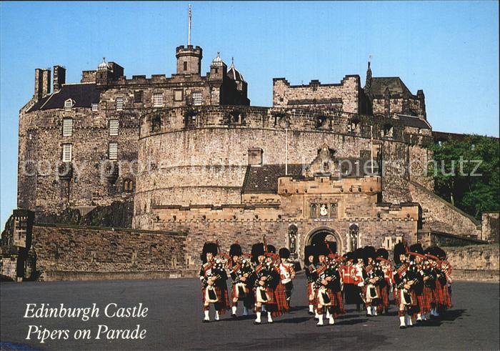 Edinburgh Castle Pipers on Parade Kat. Edinburgh Nr ...