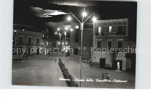 Canosa di Puglia Piazza della Repubblica notturna