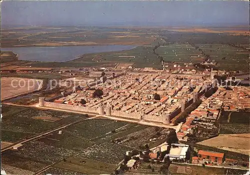 Aigues Mortes Gard La Cite de Saint Louis vue aerienne Kat. Aigues Mortes