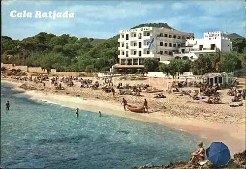 Cala Ratjada Mallorca Vista parcial de la playa Strand Hotel Pension Kat. Spanien