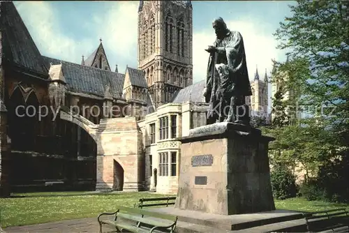 Lincoln Cathedral und Tennyson Statue Kat. Lincoln