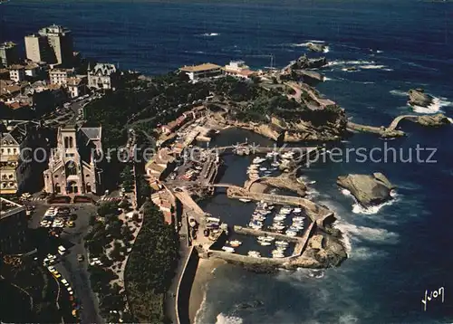 Biarritz Pyrenees Atlantiques Port des Pecheurs Eglise Sainte Eugenie Rocher de la Vierge vue aerienne Kat. Biarritz