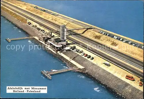 Leeuwarden Fliegeraufnahme Afsluitdijk met Monument Kat. Leeuwarden