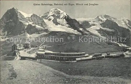 Kleine Scheidegg Interlaken Berghotels Bahnhof mit Eiger Moench Jungfrau Berner Alpen Kat. Kleine Scheidegg