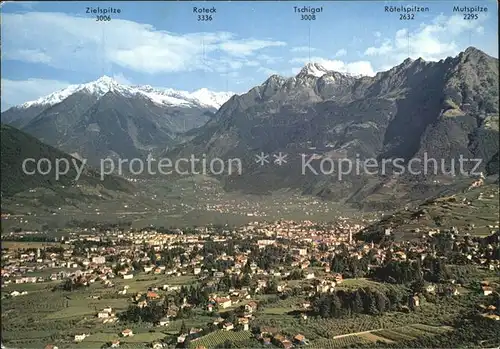 Merano Suedtirol Panorama mit Texelgruppe Kat. Merano