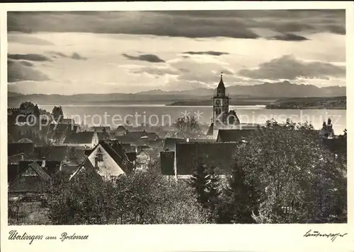 ueberlingen Bodensee Ortsansicht mit Kirche mit Blick ueber den See Alpenkette Kat. ueberlingen