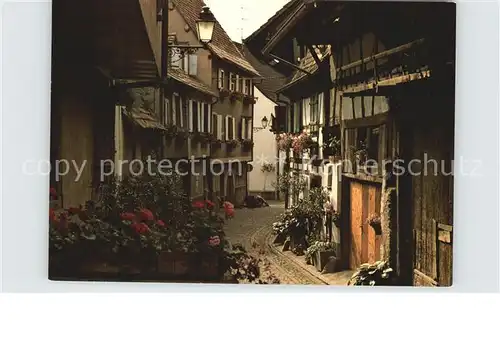 Eguisheim Haut Rhin Enge Gasse mit Elsaesserhaeuser Kat. Eguisheim