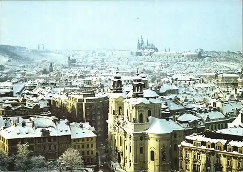 Praha Prahy Prague Fliegeraufnahme mit Altstadt und Burg im Winter Kat. Praha