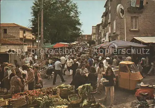 Teano Piazza Marconi Merato Markt