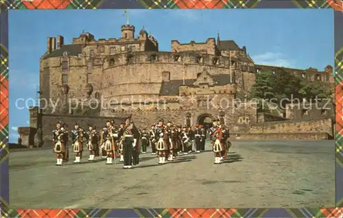 Dudelsack Highland Pipers on Parade Edinburgh Castle Kat. Musik