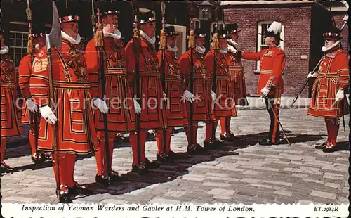 Leibgarde Wache Yeoman Warders Gaoler Inspection Tower of London Kat. Polizei