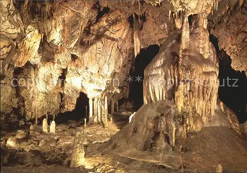 Hoehlen Caves Grottes Moravsky Kras Katerinska jeskyne  Kat. Berge