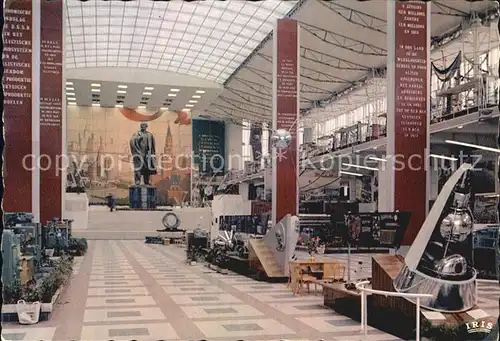 Exposition Internationale Bruxelles 1958 Pavillon de l  U.R.S.S. Les deux Spoutniks