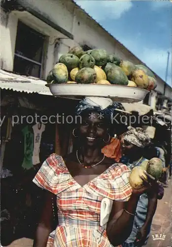 Typen Afrika Senegal Markt Avocado