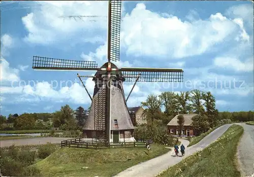 Windmuehle Waardenburg Holland  Kat. Gebaeude und Architektur