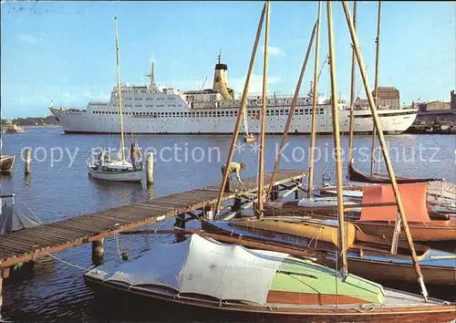 Faehre MS Fritz Heckert Hafen Stralsund Kat. Schiffe