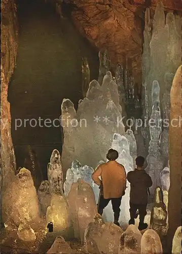 Hoehlen Caves Grottes Eisriesenwelt Werfen Salzburg Eismaennchen Wimur  Kat. Berge