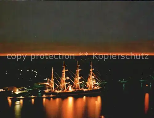 Segelschiffe Passat bei Nacht Travemuende  Kat. Schiffe