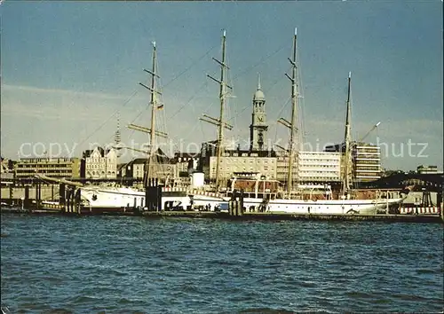 Segelschiffe Sea Cloud Hamburg Landungsbruecken  Kat. Schiffe