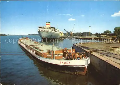 Frachter Binnenschifffahrt Swinoujscie Fragment portu Kat. Schiffe