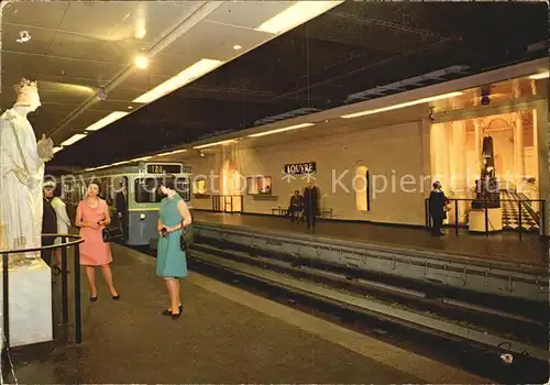 U Bahn Subway Underground Metro Paris Station Louvre 