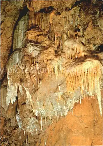 Hoehlen Caves Grottes Moravsky Kras Punkva Hoehle Maerchendom Kat. Berge