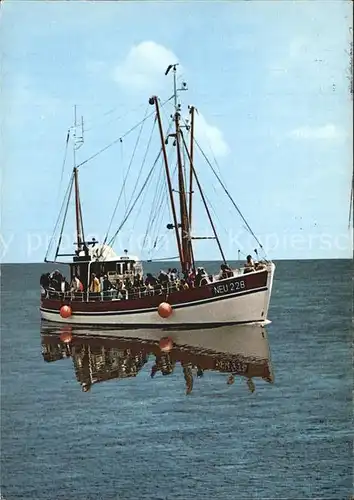 Boote Fischkutter Neuharlingersiel Kat. Schiffe