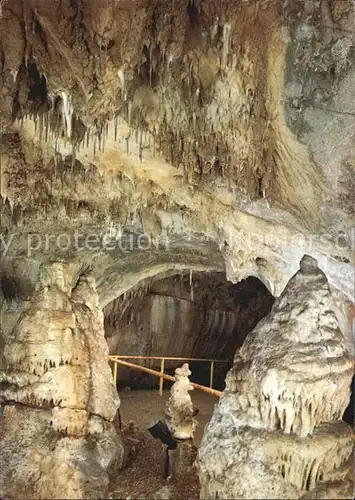 Hoehlen Caves Grottes Dechenhoehle Koenigshalle Kat. Berge