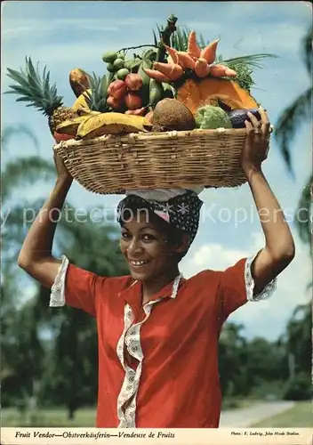 Typen Afrika Obstverkaeuferin Fruit Vendor