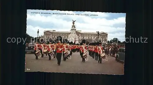 Leibgarde Wache Victoria Memorial Buckingham Palace London  Kat. Polizei
