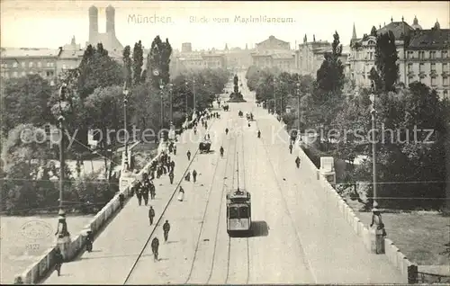 Strassenbahn Muenchen Blick vom Maximilianeum Kat. Strassenbahn