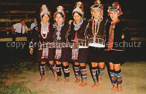 Tanz Taenzer E Kaw Girls dancing Chiengmai Cultural Center Northern Thailand 