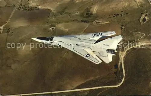 Flugzeuge Militaria Air Force F 111 Jet Fighter Bomber Mojave Desert  Kat. Airplanes Avions