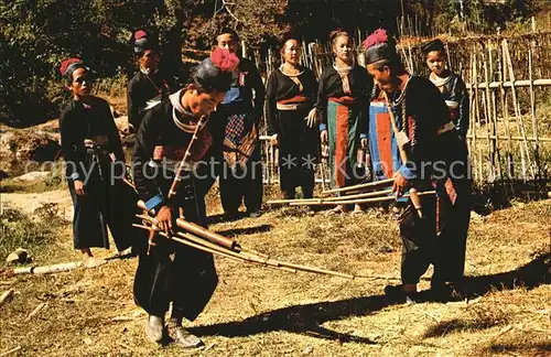 Musikanten Thai Meo Hill Tribe Men and Women Bamboo Sticks Thailand  Kat. Musik