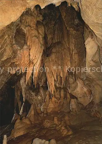 Hoehlen Caves Grottes Teufelshoehle Barbarossabart Stalaktiten Kat. Berge