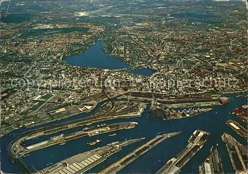 Hamburg Blick auf Stadt und Hafen Fliegeraufnahme Kat. Hamburg