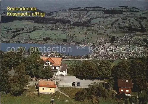 Kuessnacht Seebodenalp Blick auf Vierwaldstaettersee Fliegeraufnahme Kat. Kuessnacht