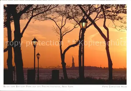 New York City Blick vom Battery Park auf die Freiheitsstatue