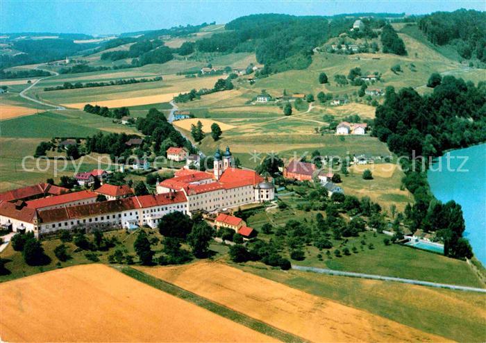 Au Inn Mit Kloster Der Franziskanerinnen Und Stampflschloessl Fliegeraufnahme Kat Rosenheim Nr Kv52840 Oldthing Ansichtskarten Bayern