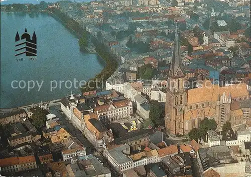 Schwerin Mecklenburg Fliegeraufnahme mit Kirche und Altstadt Kat. Schwerin