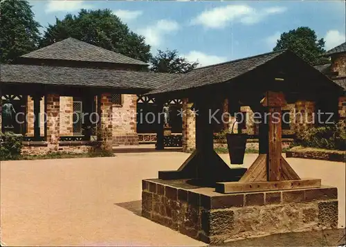 Saalburg Taunus Roemerkastell Innenhof mit Brunnen und Fahnenheiligtum Kat. Wehrheim